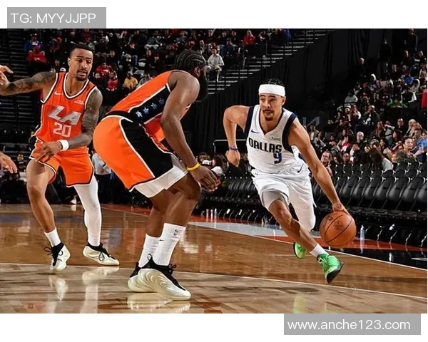 面对独行侠，国王3D后场终于打出赛季最佳表现！