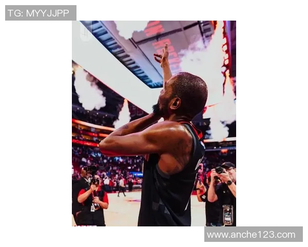 杜兰特全明星得票引热议！戴小绿帽率队出征 最快明天超越张伯伦