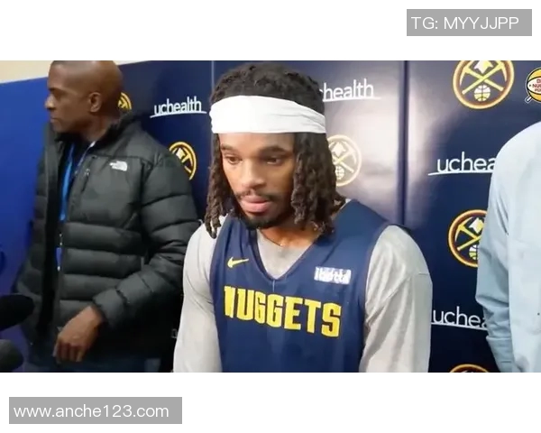 [2026年01月17日]达龙-霍姆斯盛赞掘金队友：组织进攻并不困难